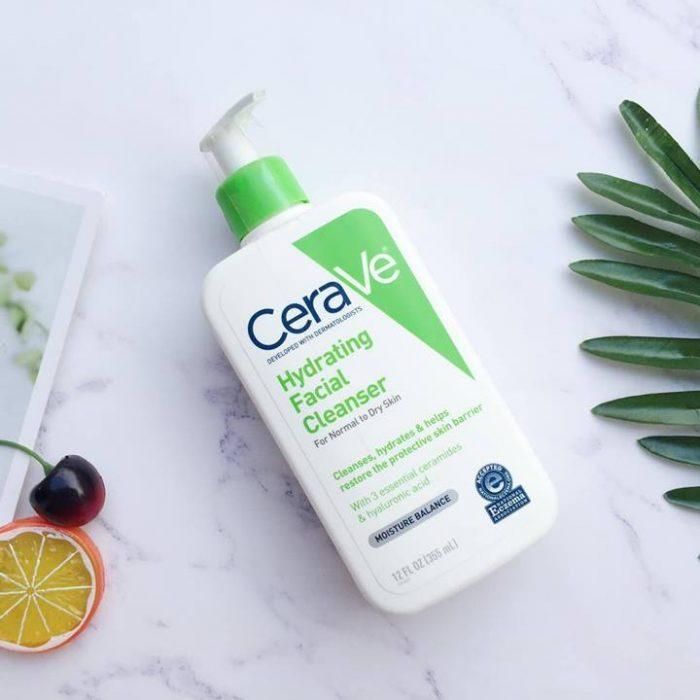 CeraVe Hydrating Cleanser with Salicylic Acid & Ceramides – 237ml